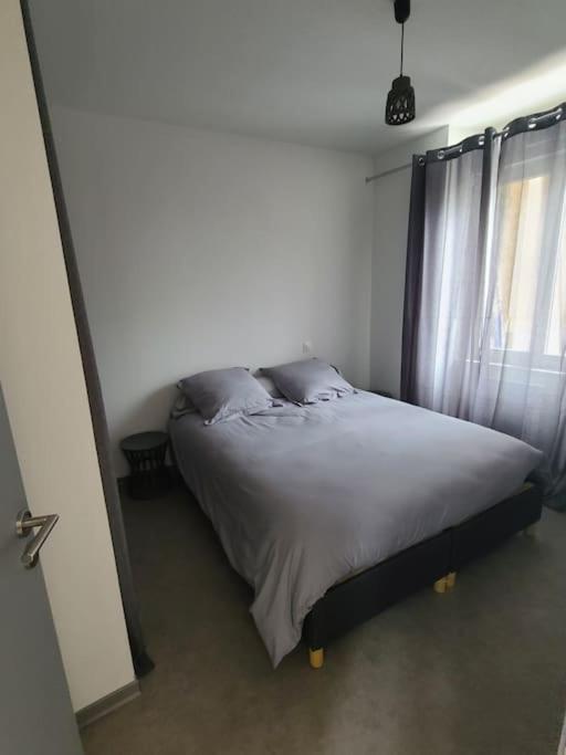 Maurs Logement Centre Ville מראה חיצוני תמונה